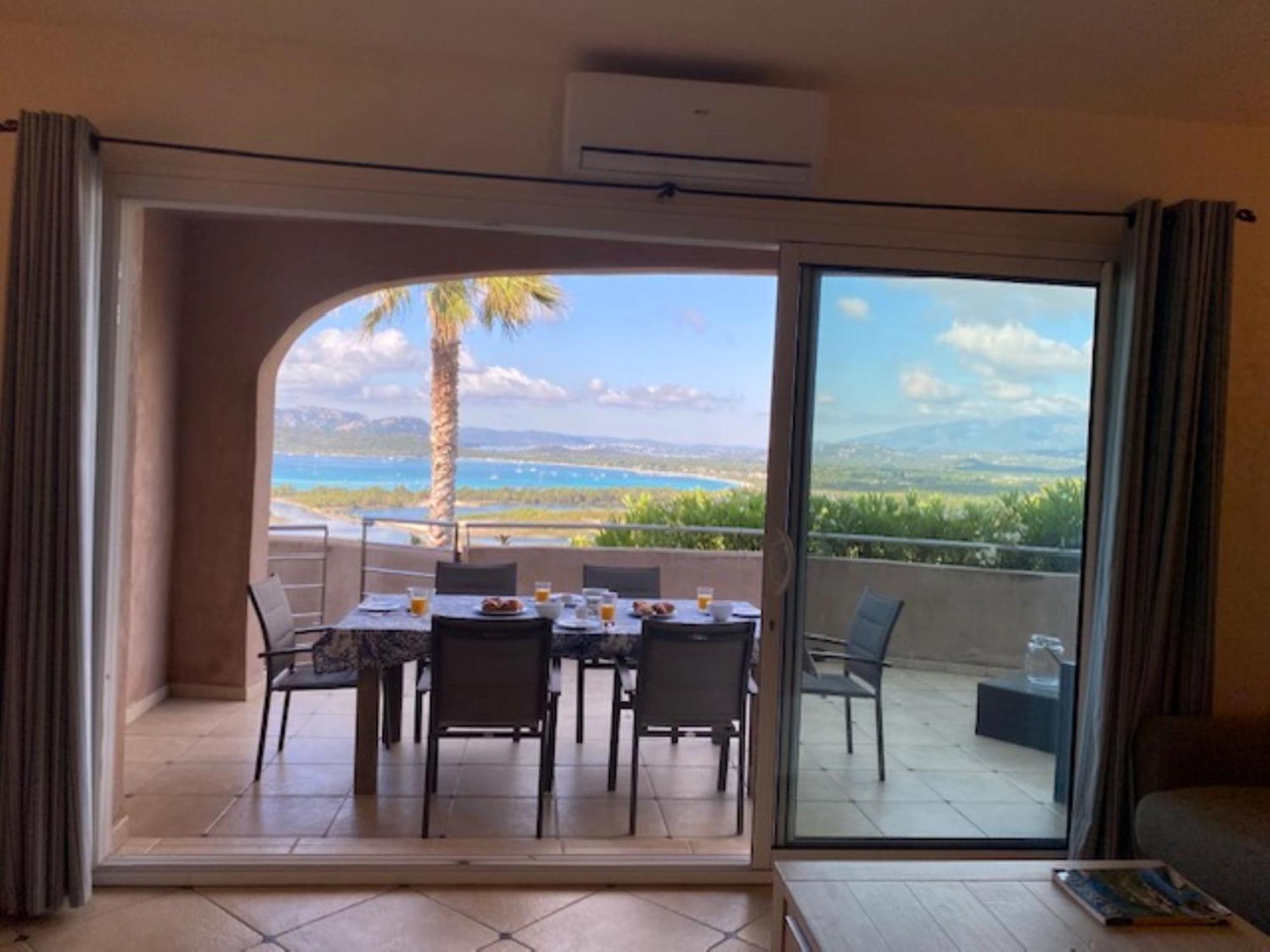 Eden Blue Apartment