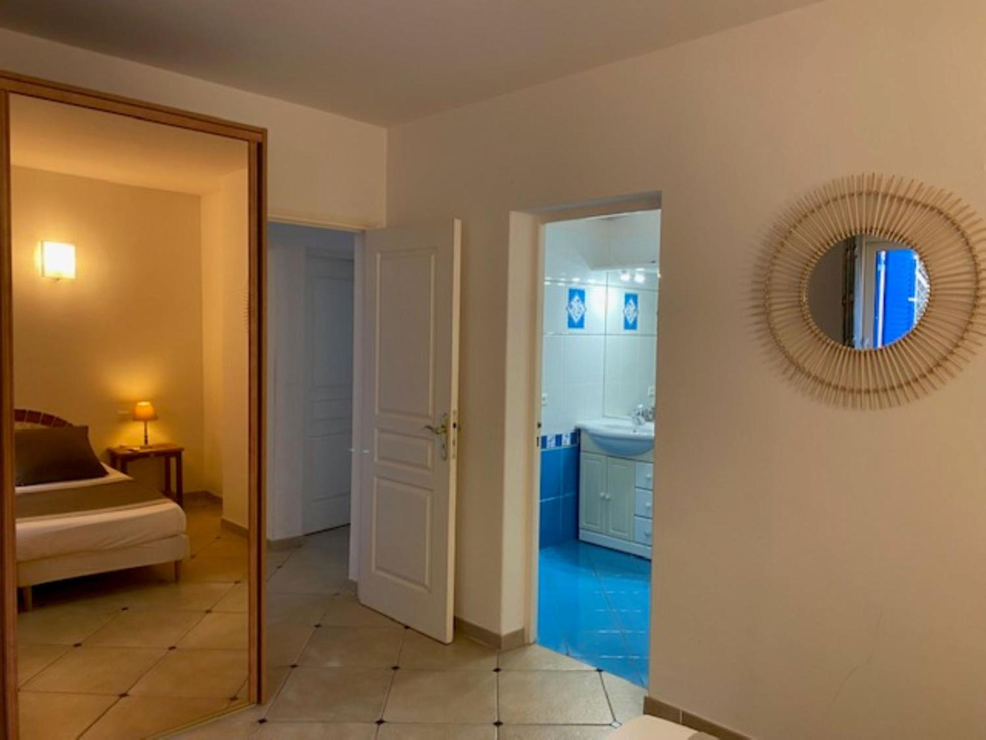 Apartment Eden Blue Zonza